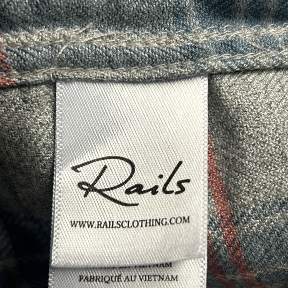 Rails Lennox Cotton Blend Plaid Button-Down Long Sleeve Shirt - Picture 7 of 9